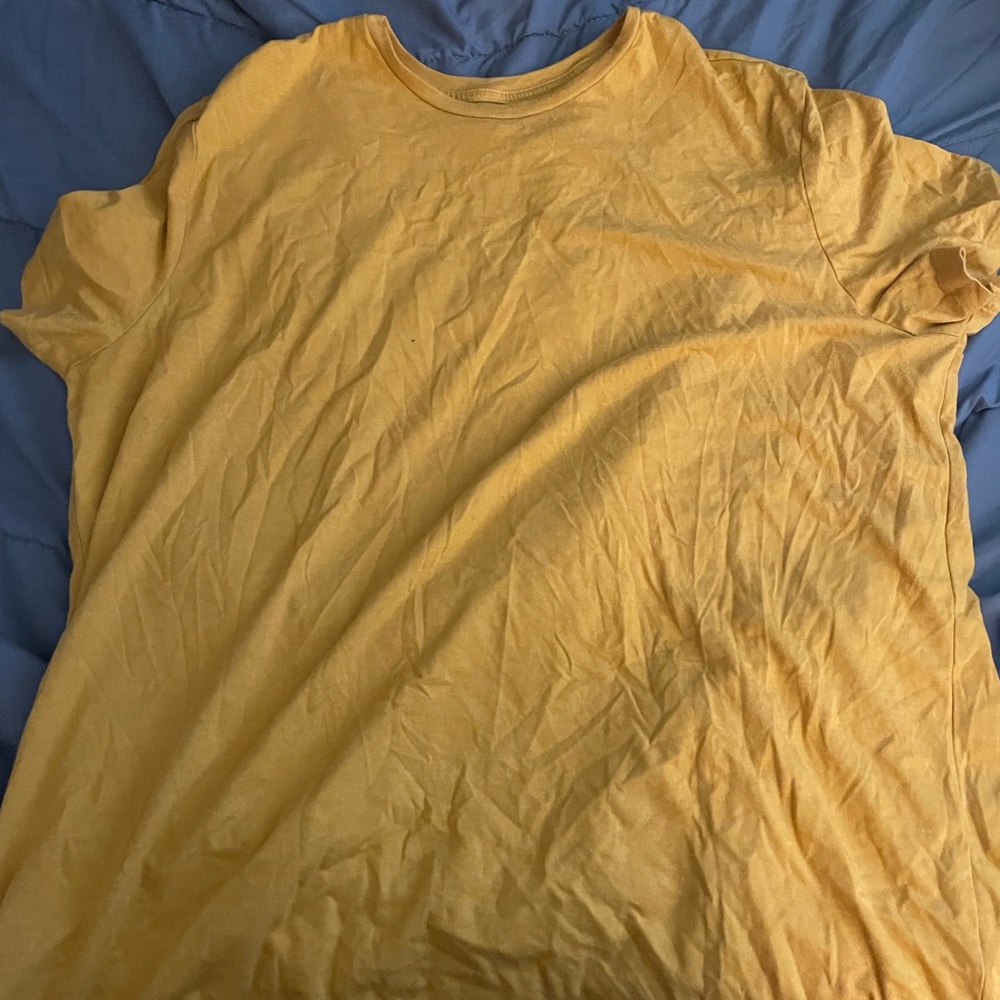 yellow goodfellow & co tee